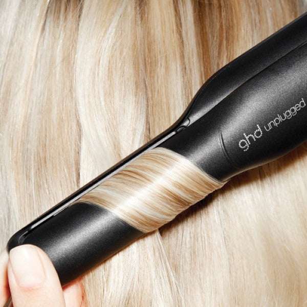 ghd unplugged styler black + free mini paddle brush