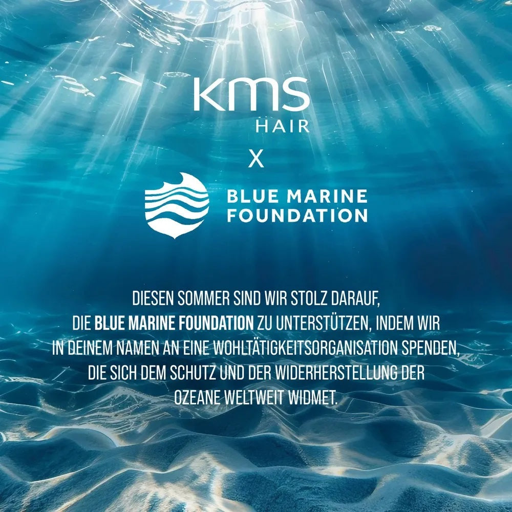Coffret de voyage KMS Moistrepair : shampoing 75 ml, après-shampoing 75 ml, spray au sel marin 75 ml et trousse de maquillage