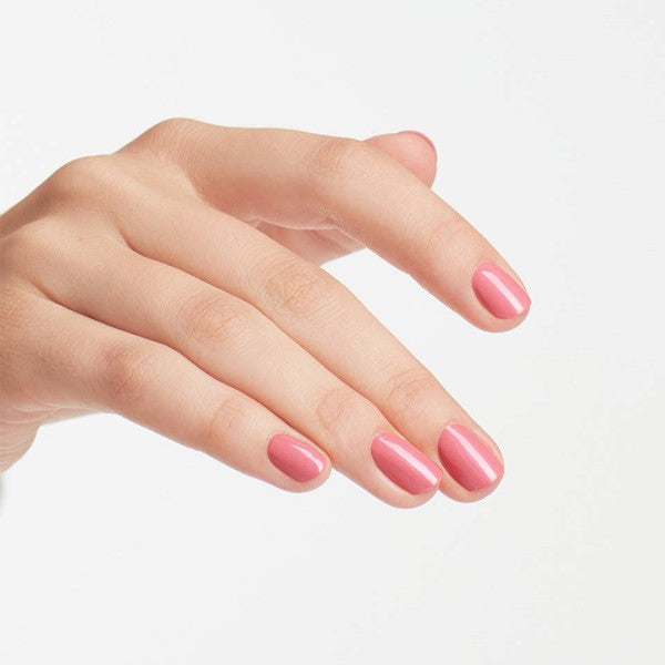 OPI Nail Lacquer 15 ml - NLR44 - Princesses Rules!