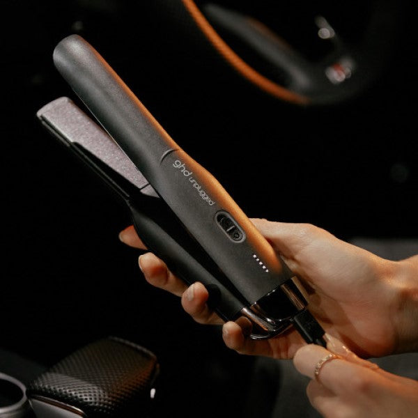 ghd unplugged styler black + free mini paddle brush