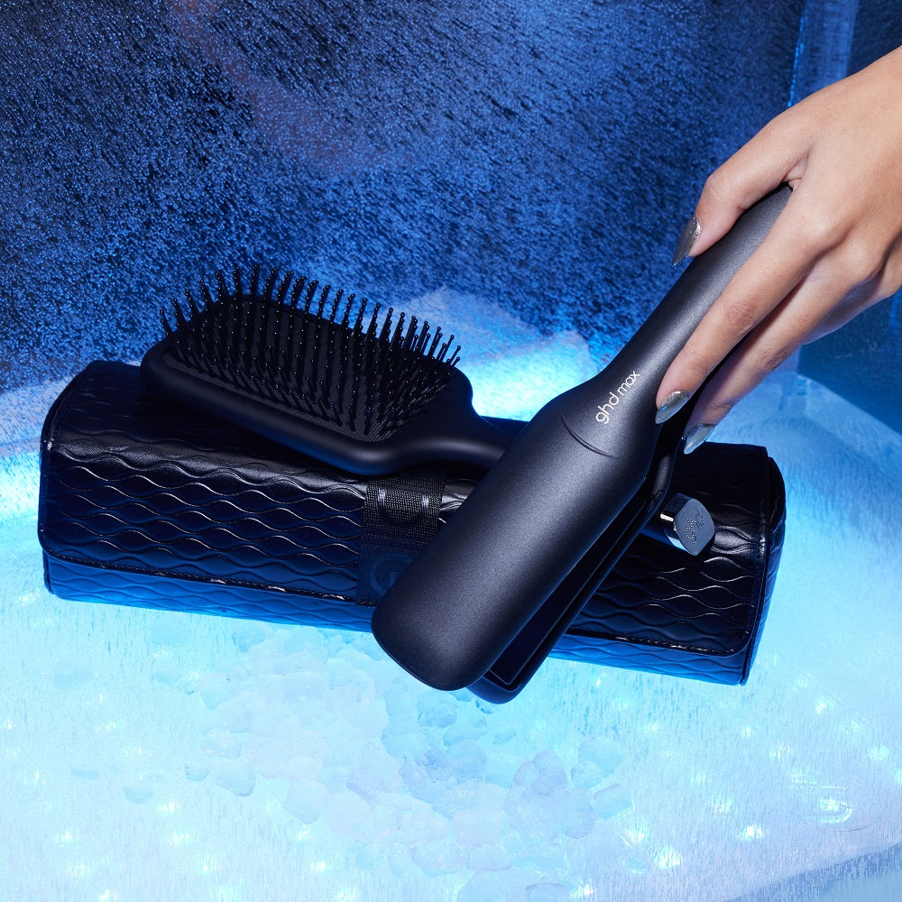 ghd max Styler - Geschenkset - inklusive Paddle Brush + Tasche